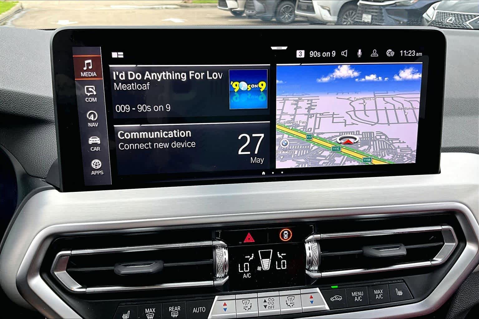 Used 2025 BMW X4 xDrive30i AWD/4WD image 32