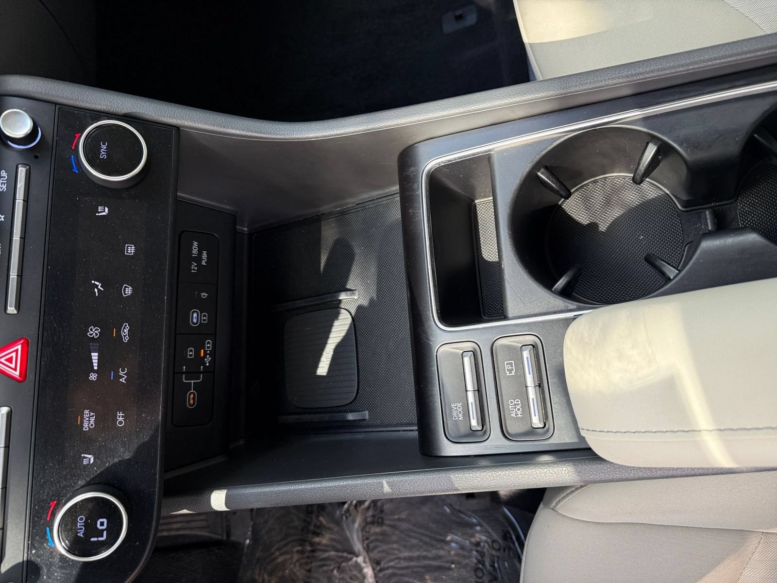 Used 2025 Hyundai Sonata SEL FWD image 17