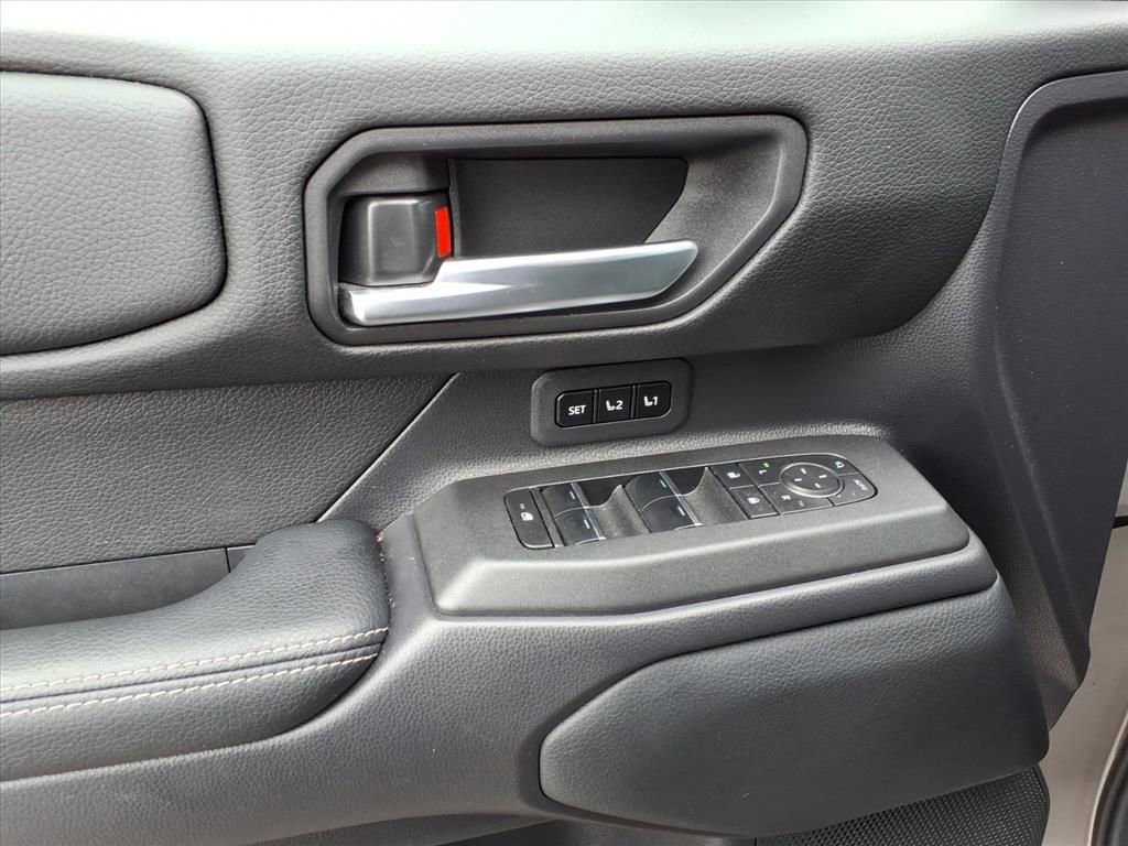 Certified 2024 Toyota Land Cruiser image 16
