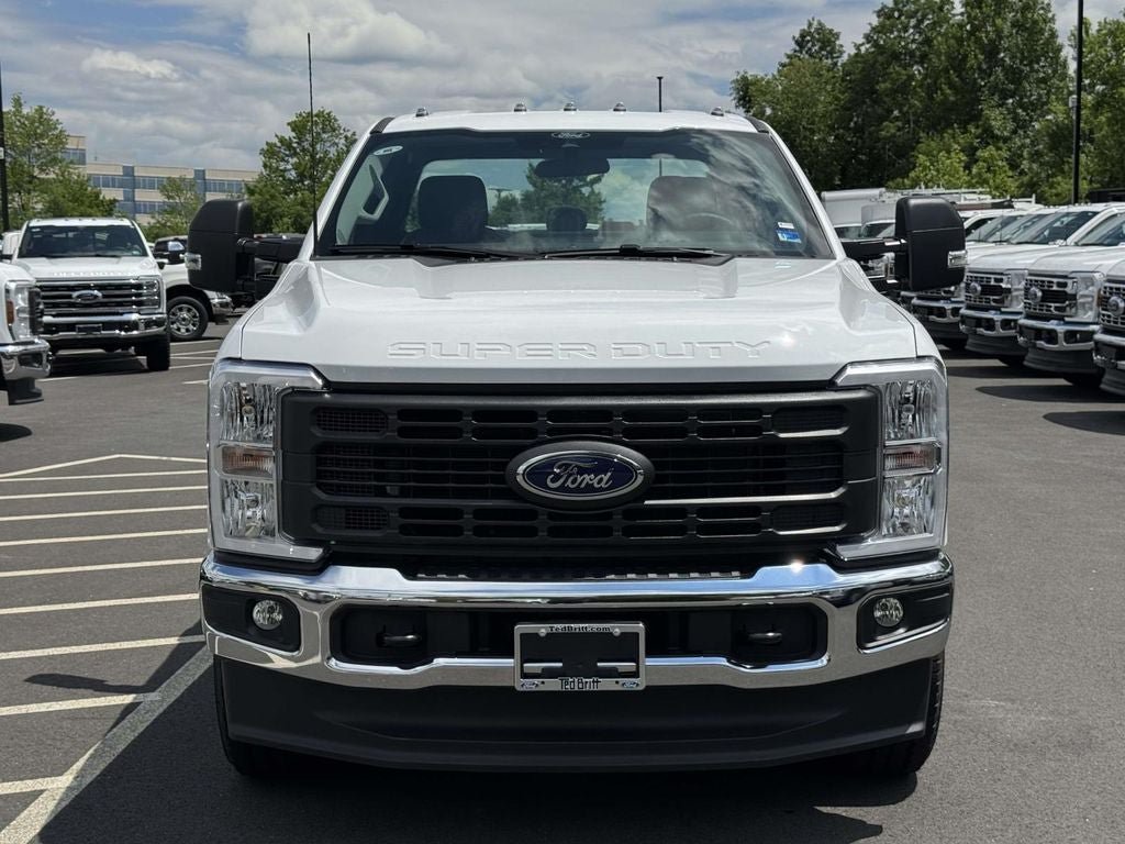 New 2026 Ford F350 XL w/ FX4 Off-Road Package AWD/4WD image 7