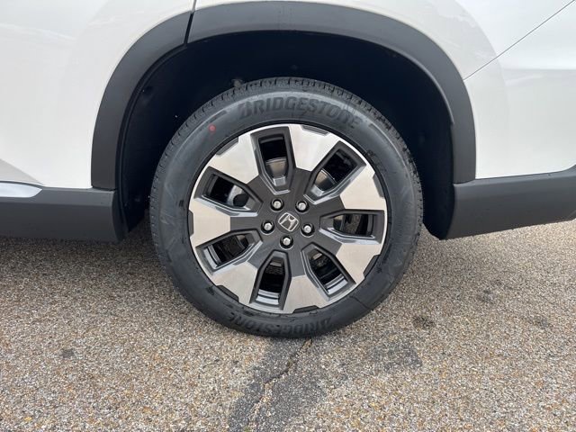 New 2026 Honda Pilot Touring image 9