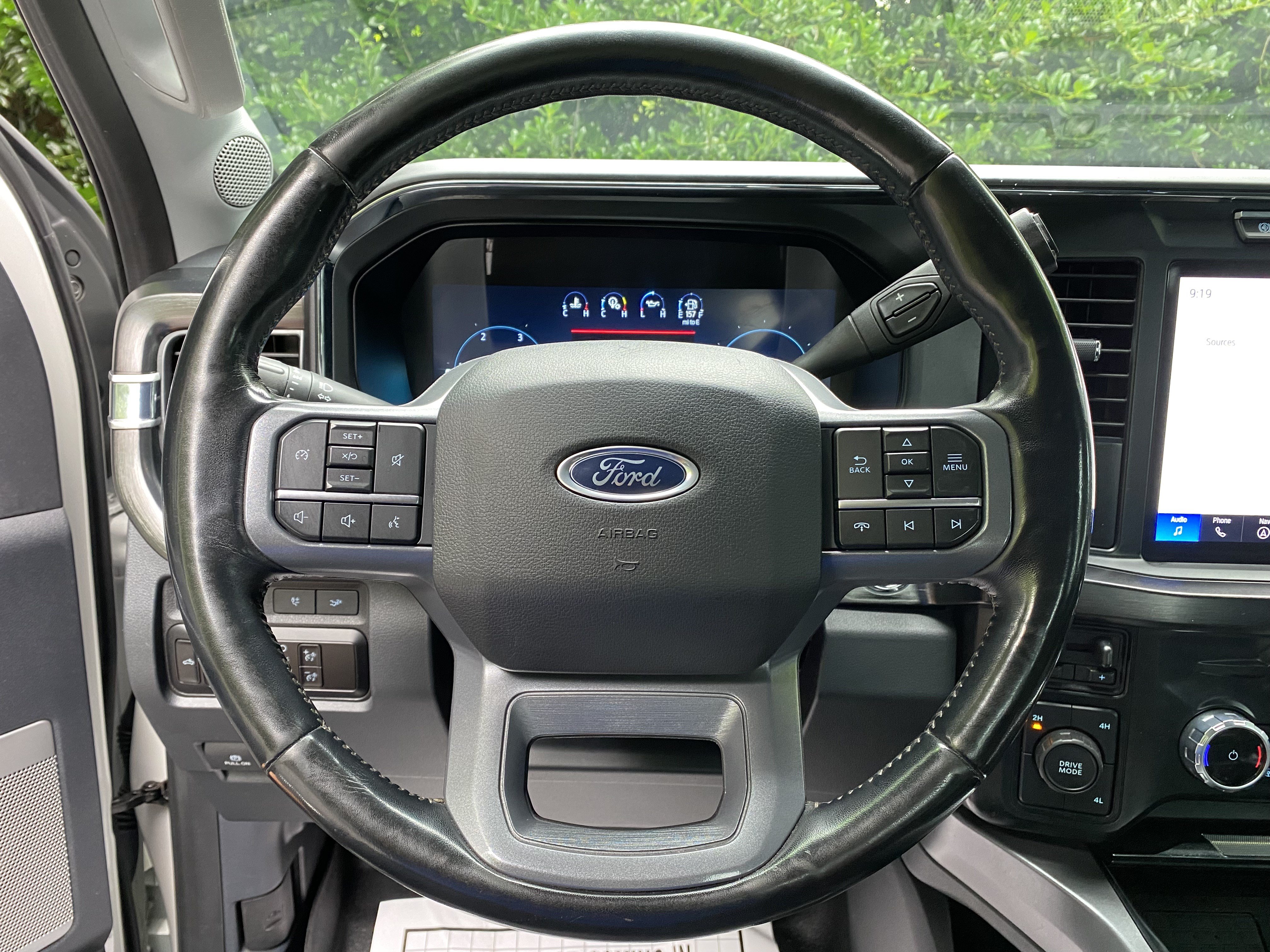Used 2023 Ford F350 Lariat w/ Chrome Package AWD/4WD image 19