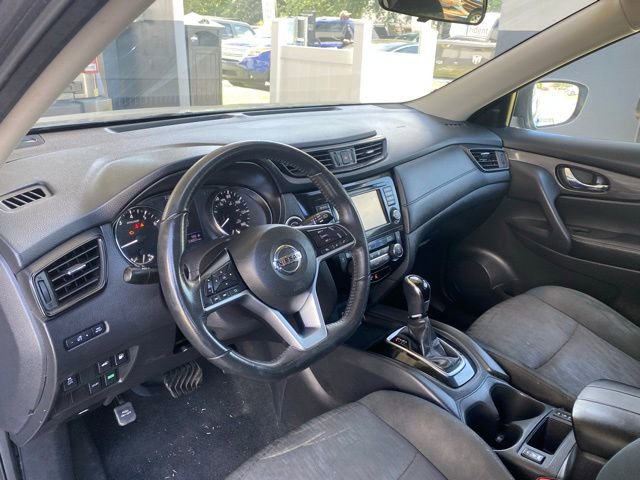 Used 2018 Nissan Rogue SV FWD image 14