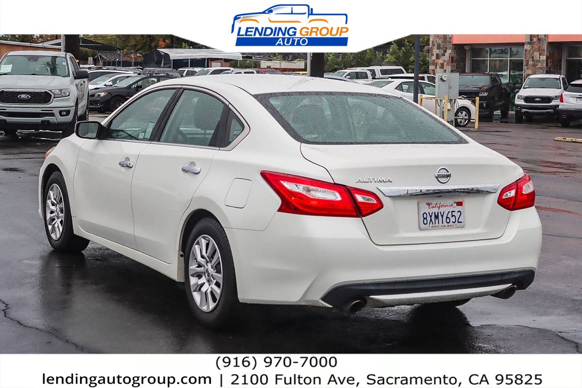 Used 2016 Nissan Altima 2.5 S w/ Power Driver Seat Package image 2
