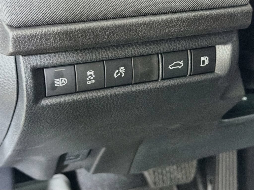 New 2026 Toyota Camry LE AWD/4WD image 10