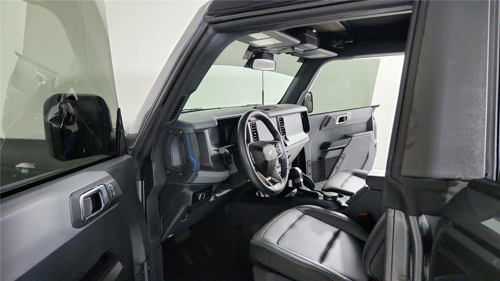 Used 2024 Ford Bronco Black Diamond AWD/4WD image 17