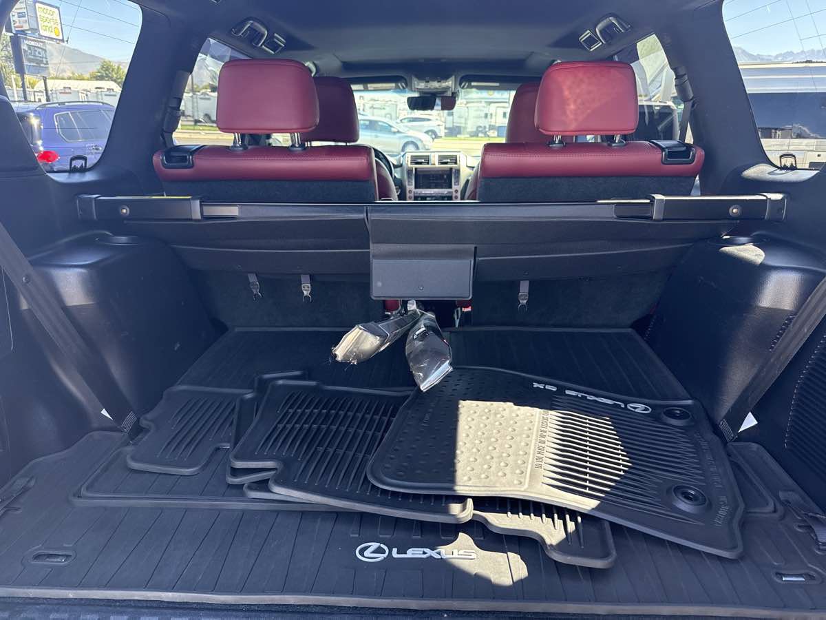Used 2020 Lexus GX 460 Luxury w/ Luxury Sport Package AWD/4WD image 20