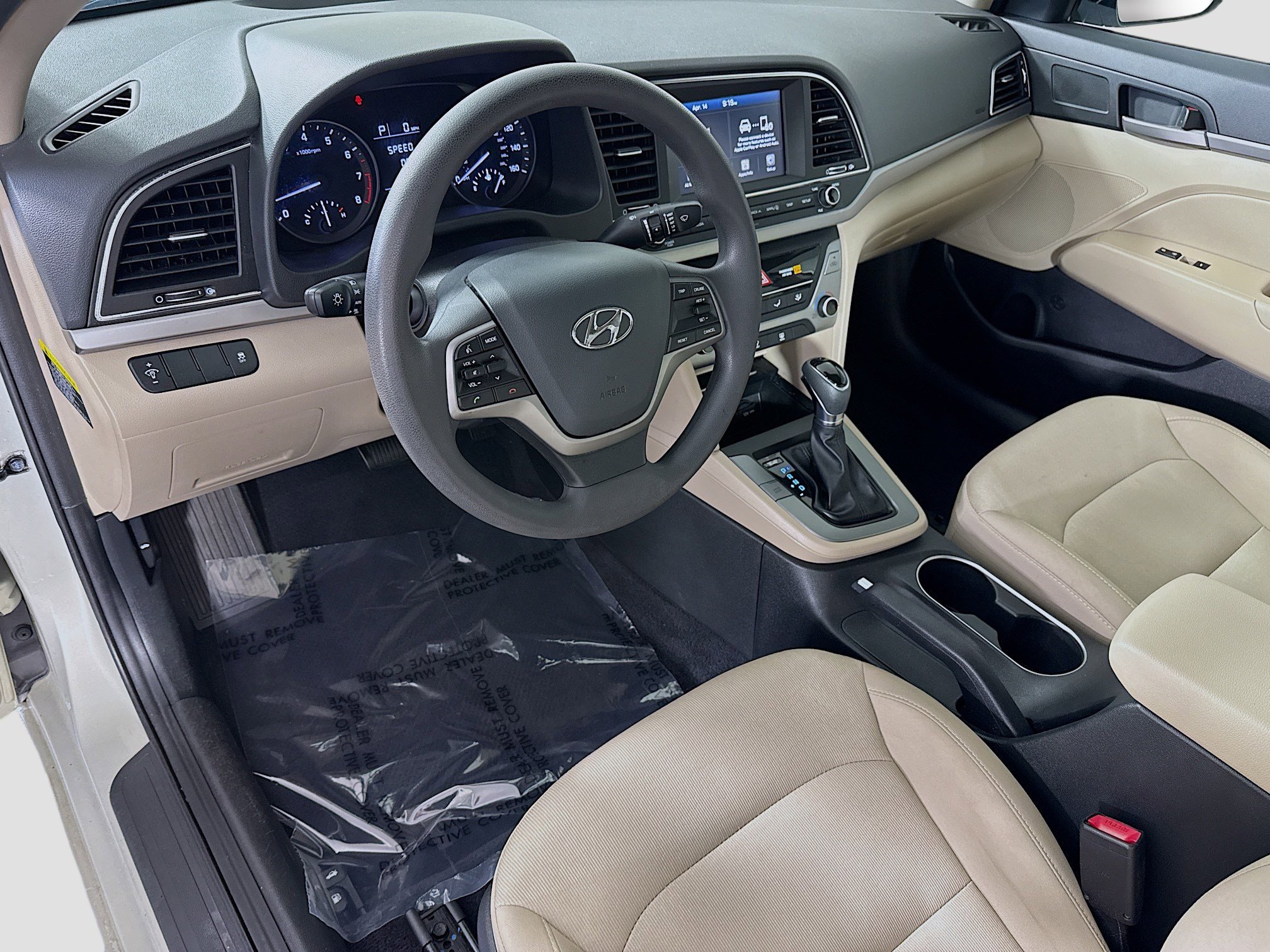 Used 2017 Hyundai Elantra SE image 22