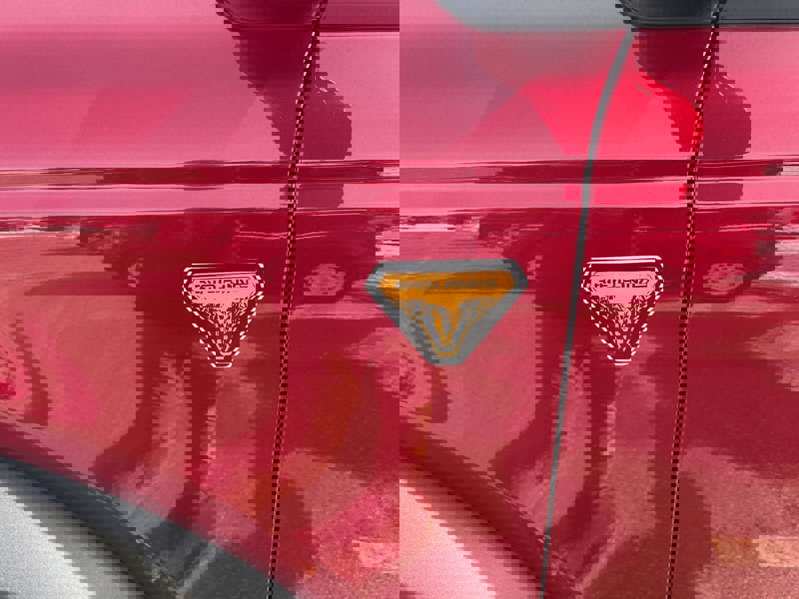 New 2025 Ford Bronco Badlands image 9