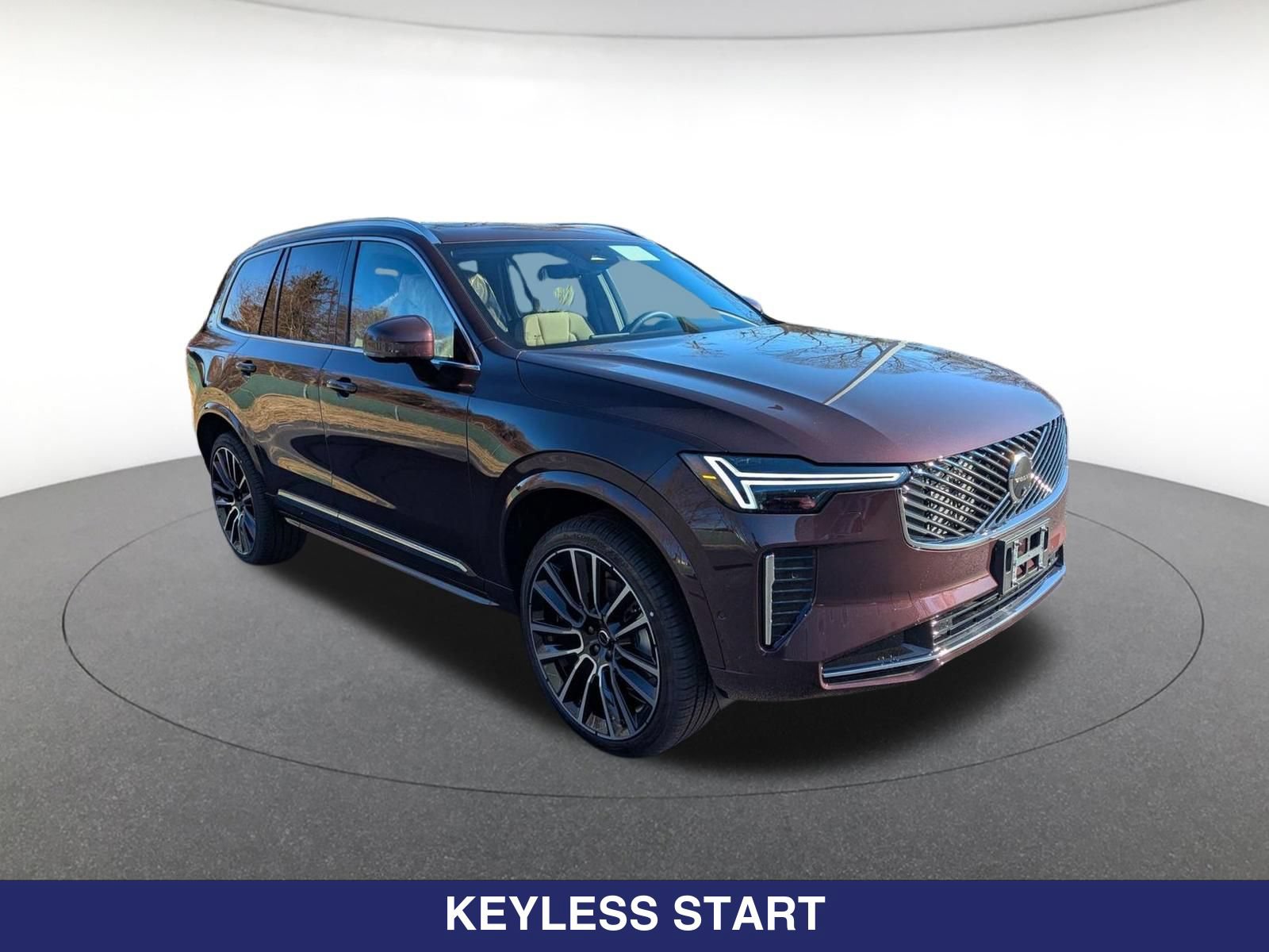 New 2026 Volvo XC90 B6 Plus w/ Protection Package Premier AWD/4WD image 2