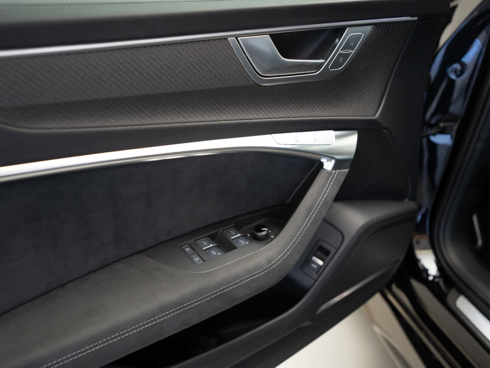 Used 2024 Audi RS 6 performance image 20