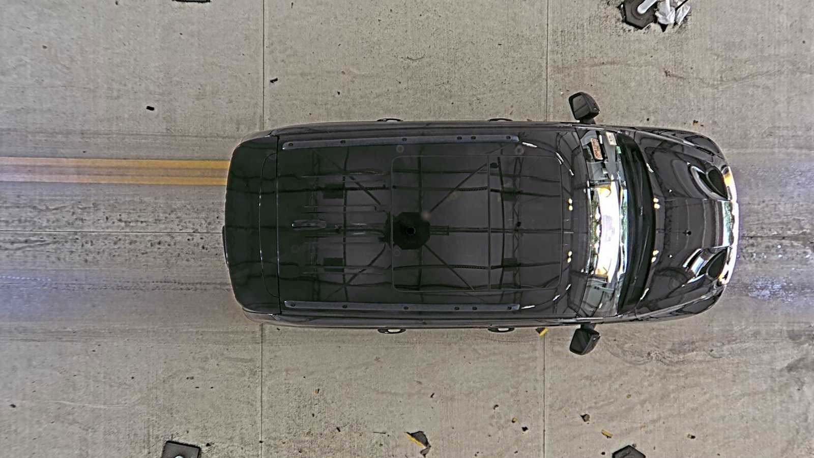 Used 2019 Jeep Grand Cherokee SRT image 12