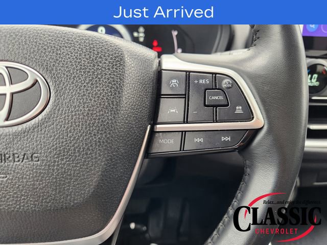 Used 2025 Toyota Grand Highlander AWD Hybrid image 39