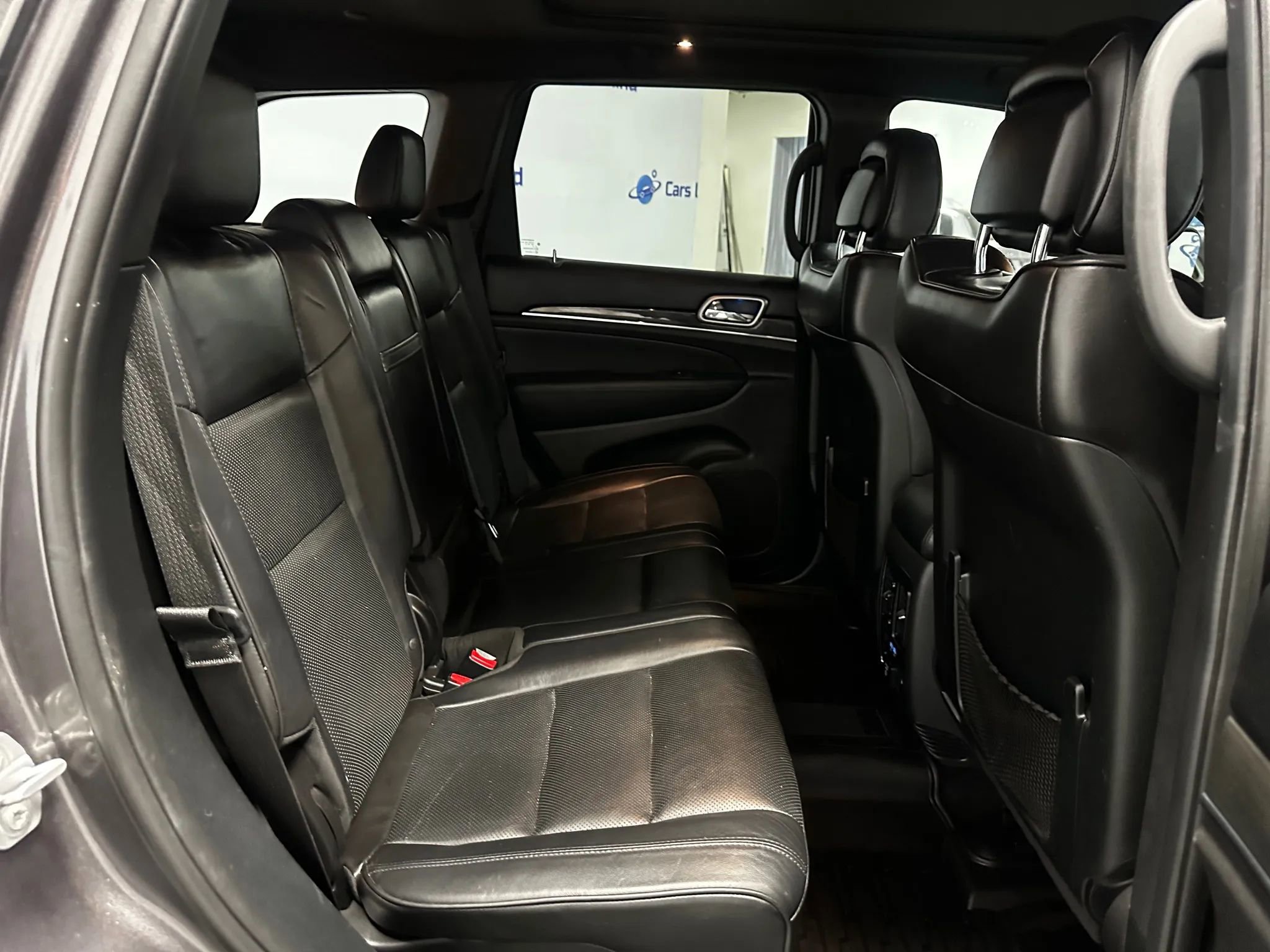 Used 2018 Jeep Grand Cherokee Overland image 20