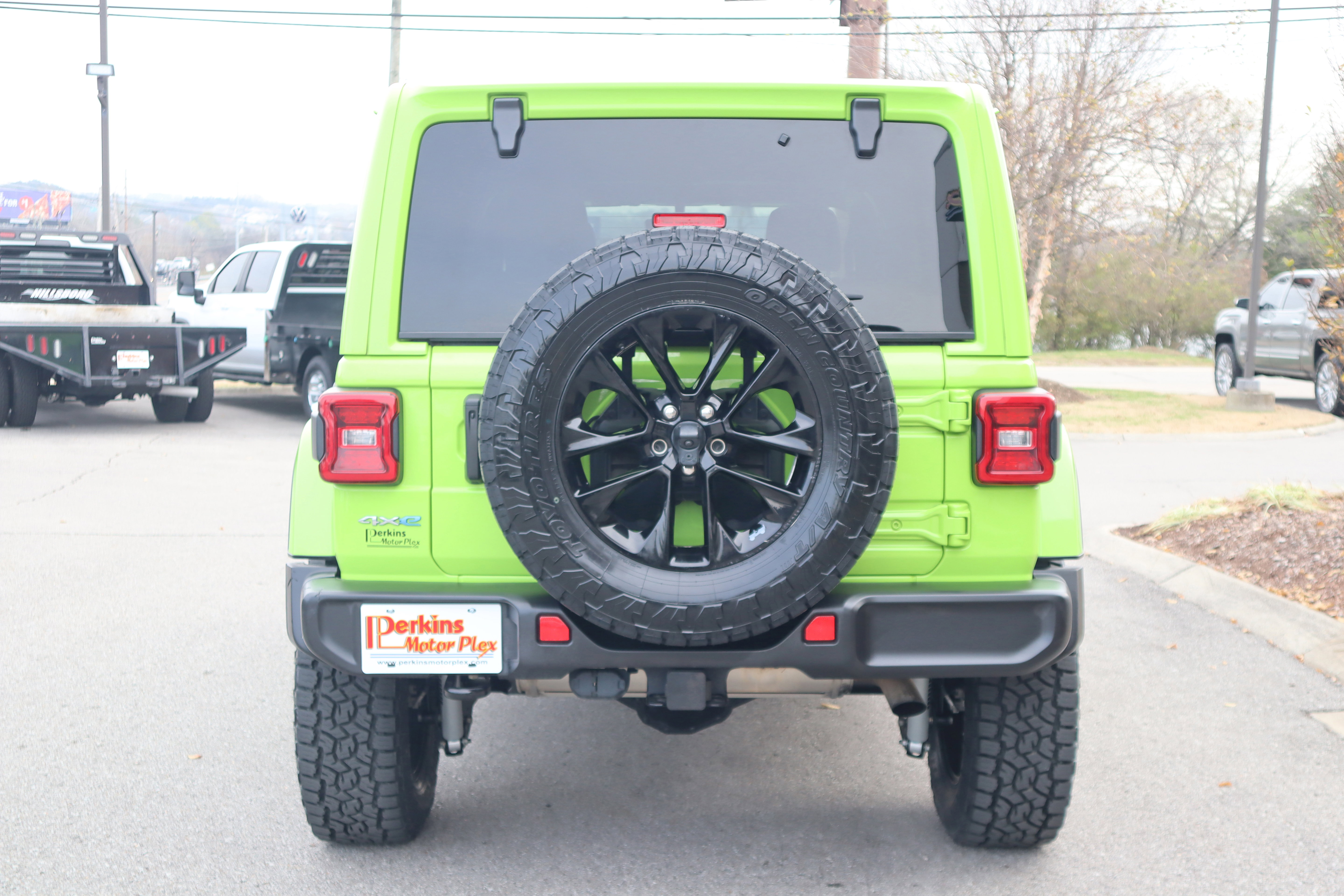 Used 2021 Jeep Wrangler Unlimited Sahara w/ Cold Weather Group image 9