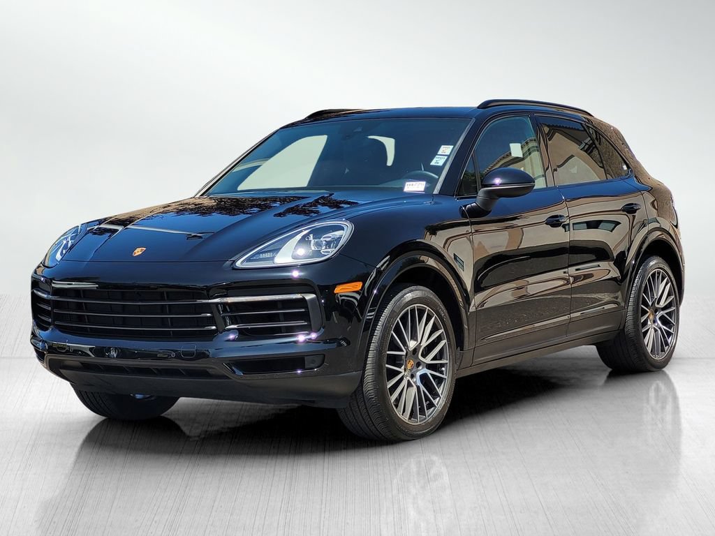 Used 2022 Porsche Cayenne w/ Premium Package AWD/4WD image 8