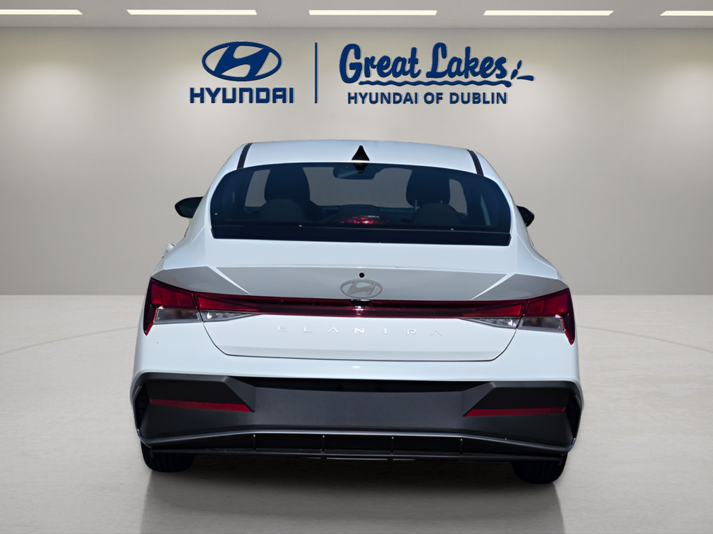 New 2026 Hyundai Elantra SE FWD image 4