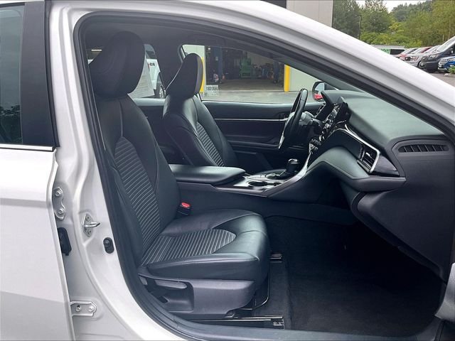 Used 2023 Toyota Camry SE FWD image 7