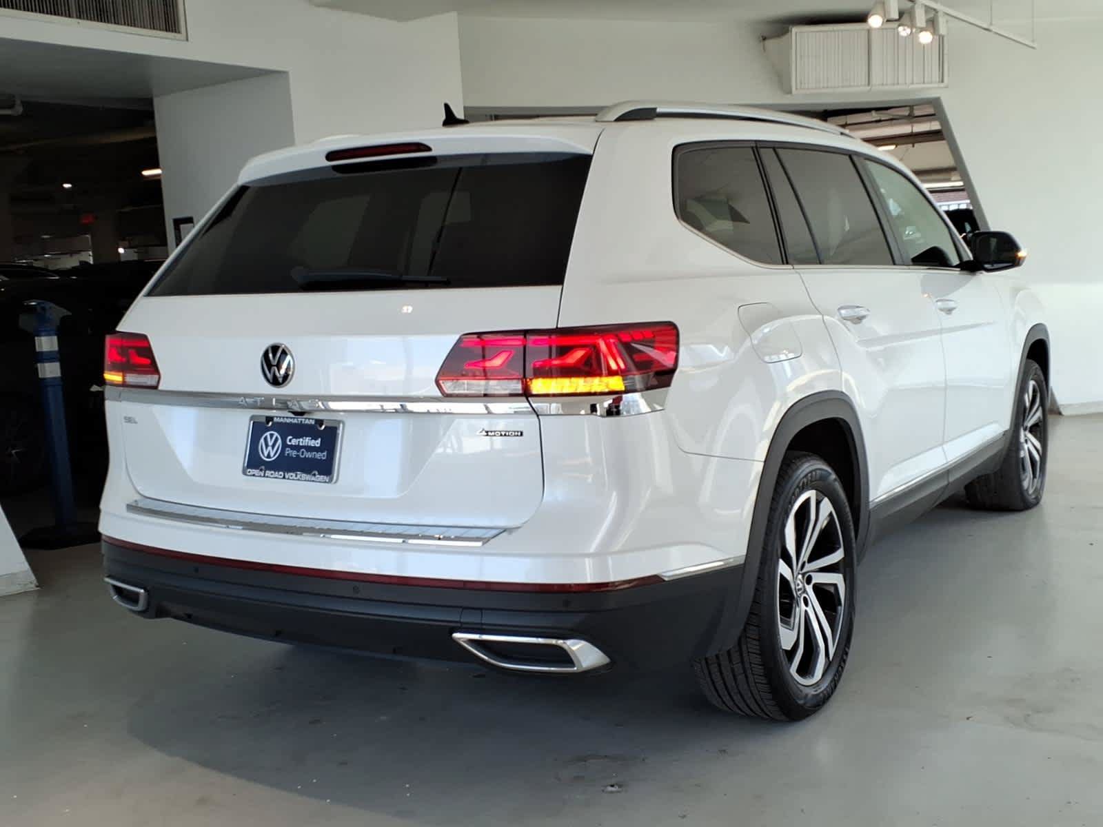Used 2023 Volkswagen Atlas SEL AWD/4WD image 4
