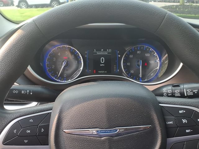 Used 2018 Chrysler Pacifica Touring Plus FWD image 19