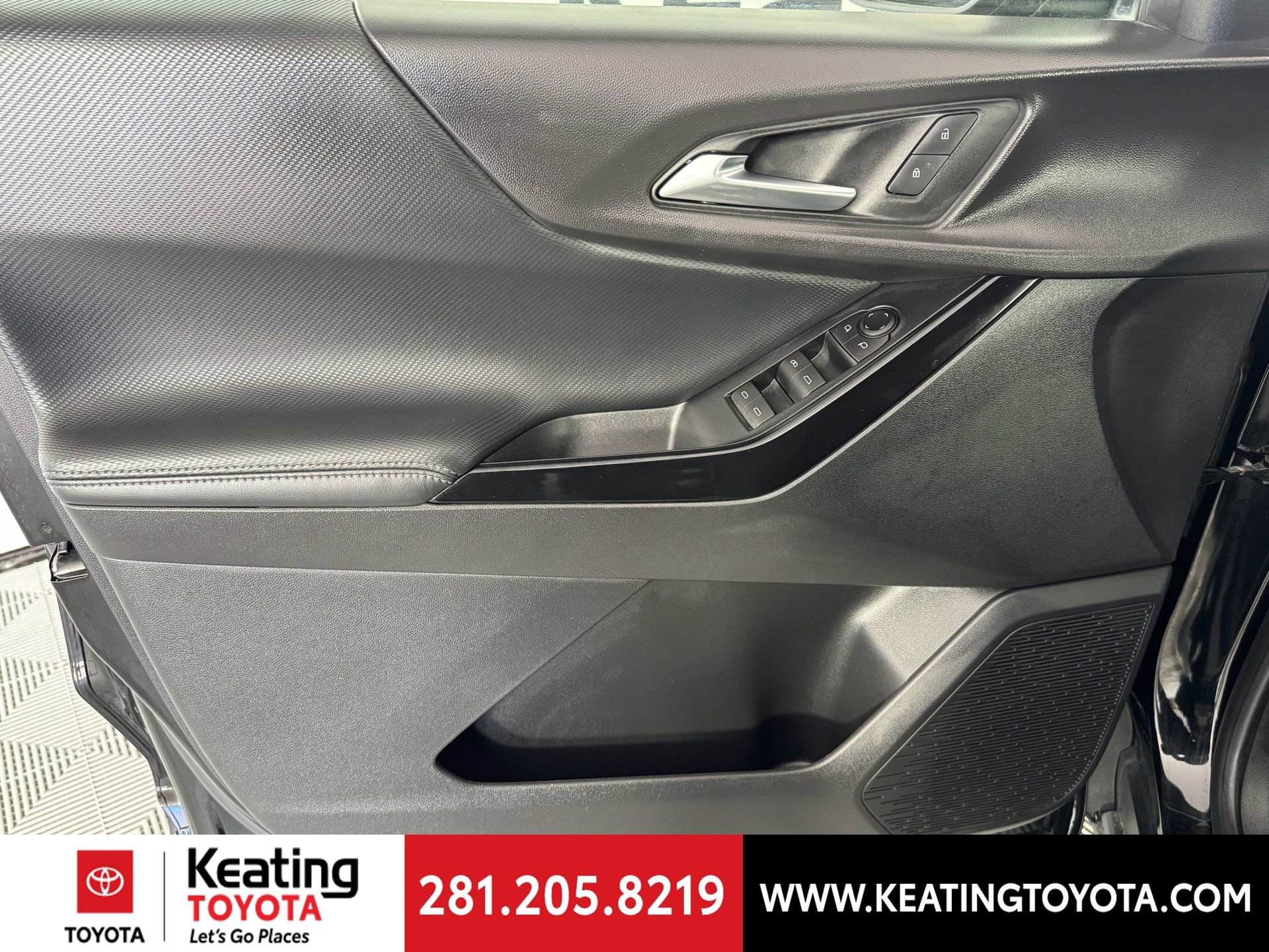 Used 2026 Chevrolet Equinox LT image 11