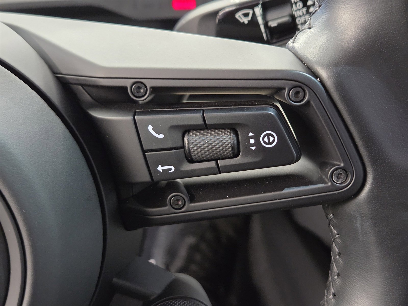 Used 2022 Porsche Taycan 4 Cross Turismo image 19