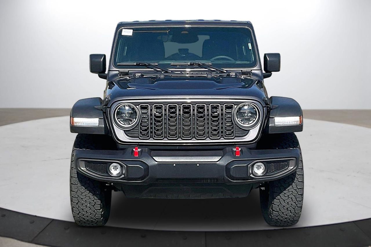 Certified 2025 Jeep Wrangler Unlimited Rubicon AWD/4WD image 3