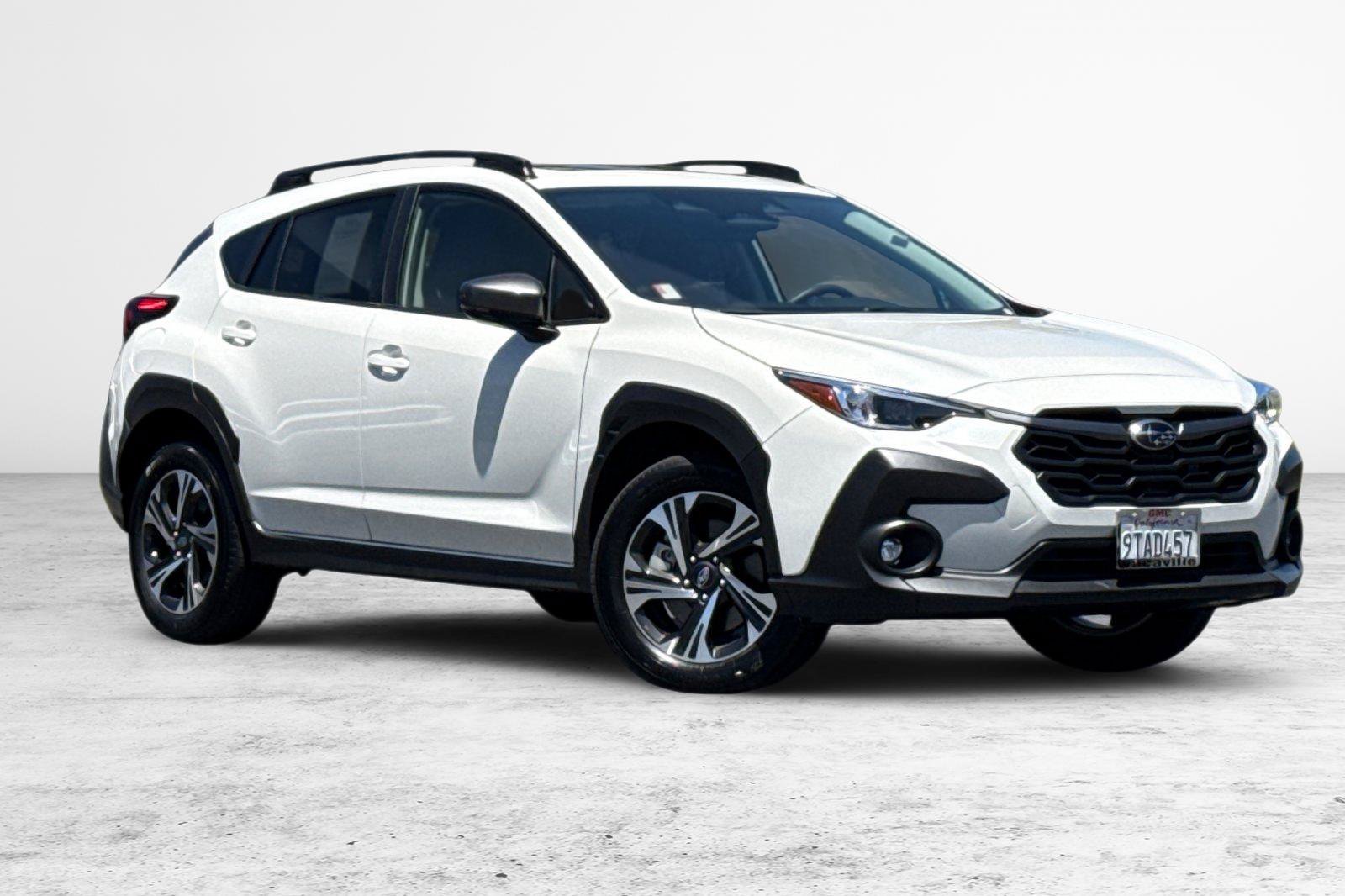 Used 2025 Subaru Crosstrek 2.5i Premium AWD/4WD image 2
