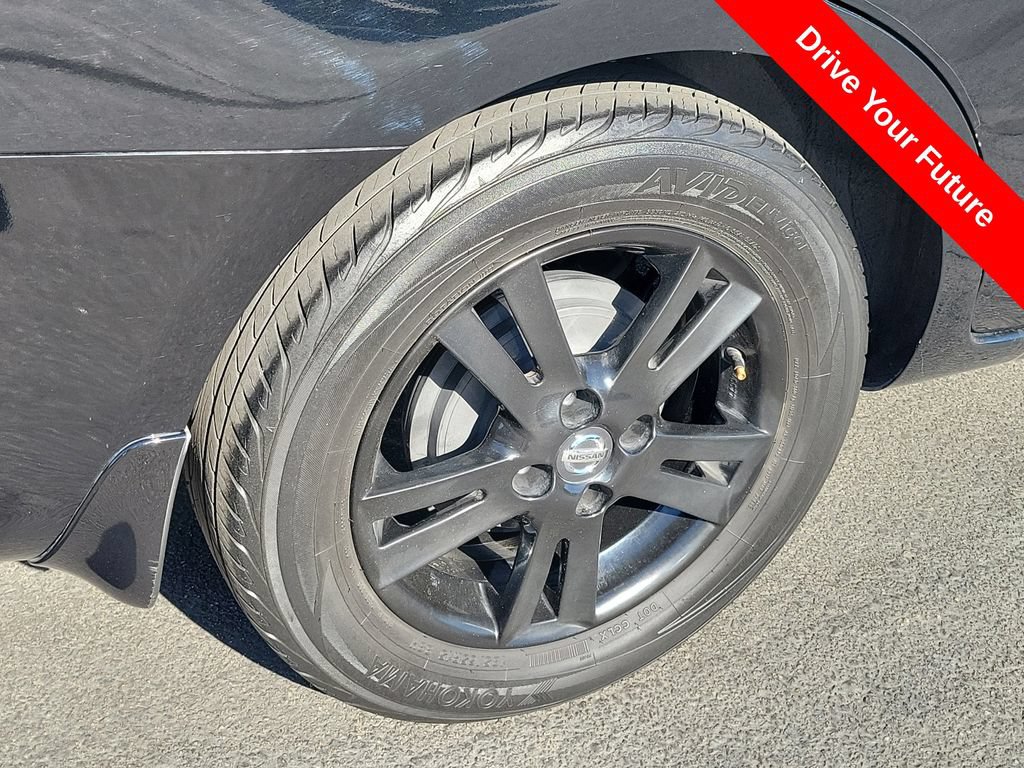Used 2019 Nissan Versa S FWD image 29