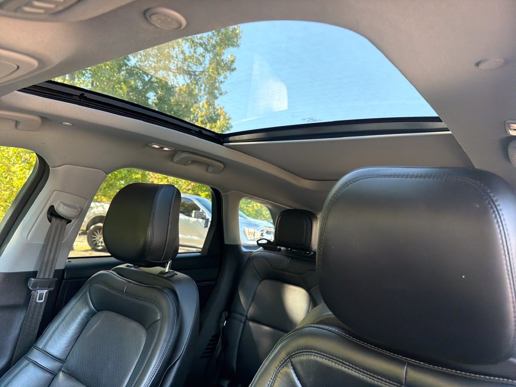 Used 2020 Lincoln Corsair AWD w/ Premium Package image 10