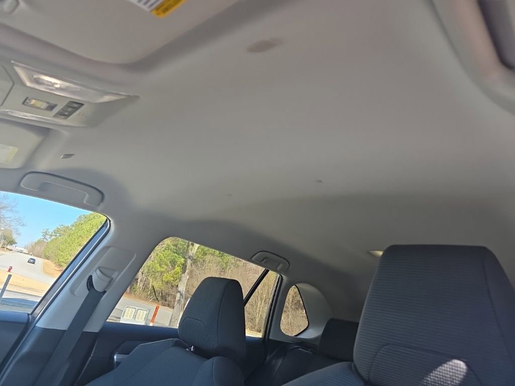 Used 2025 Toyota RAV4 LE image 22