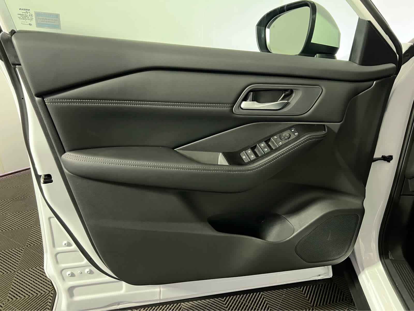 New 2026 Nissan Rogue SV image 14