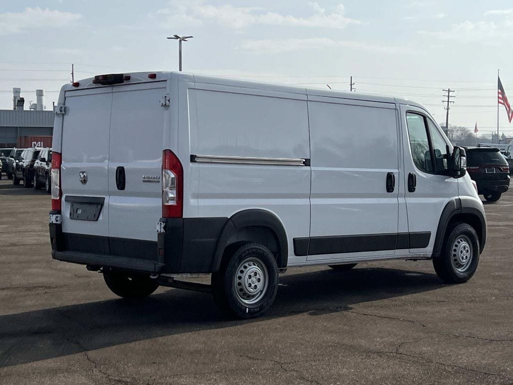 New 2026 RAM ProMaster 1500 w/ Convenience Group FWD image 3