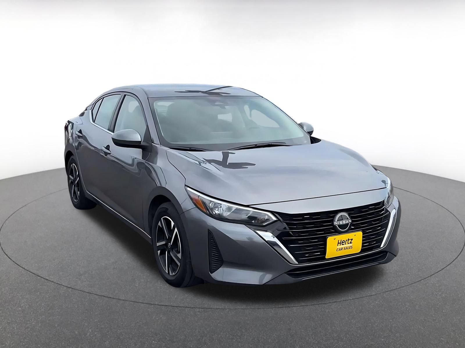 Used 2025 Nissan Sentra SV FWD image 3