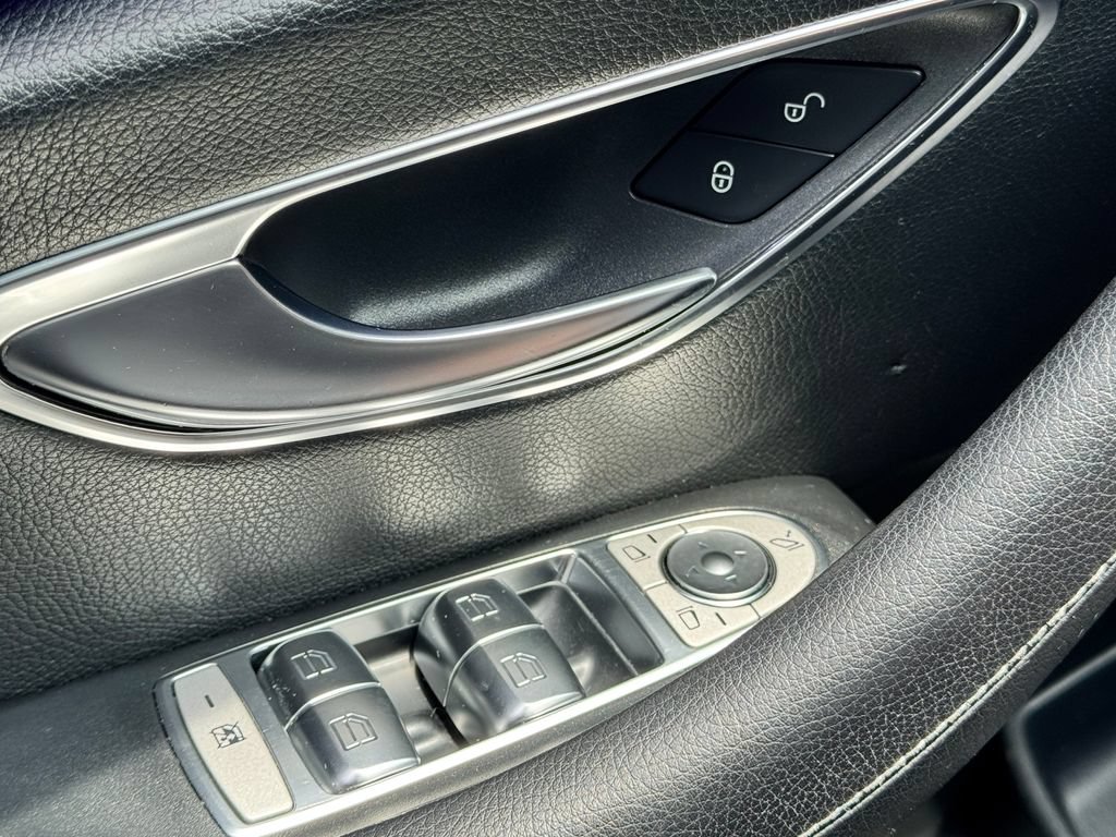 Used 2020 Mercedes-Benz E 450 4MATIC Sedan image 31