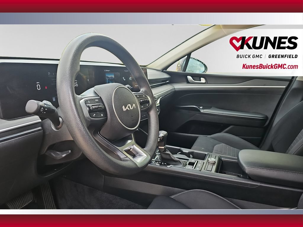 Used 2025 Kia K5 LXS FWD image 15