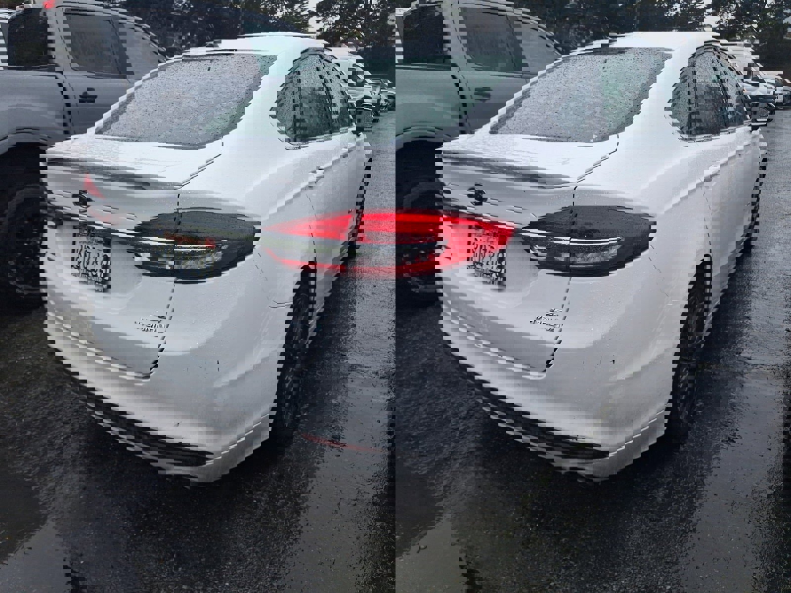 Used 2018 Ford Fusion SE w/ Equipment Group 601A image 5