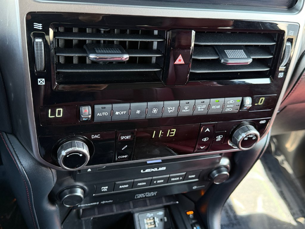 Used 2023 Lexus GX 460 Luxury w/ Sport Design Package AWD/4WD image 23