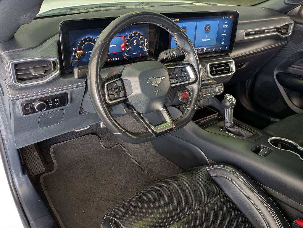 Used 2024 Ford Mustang Premium image 14