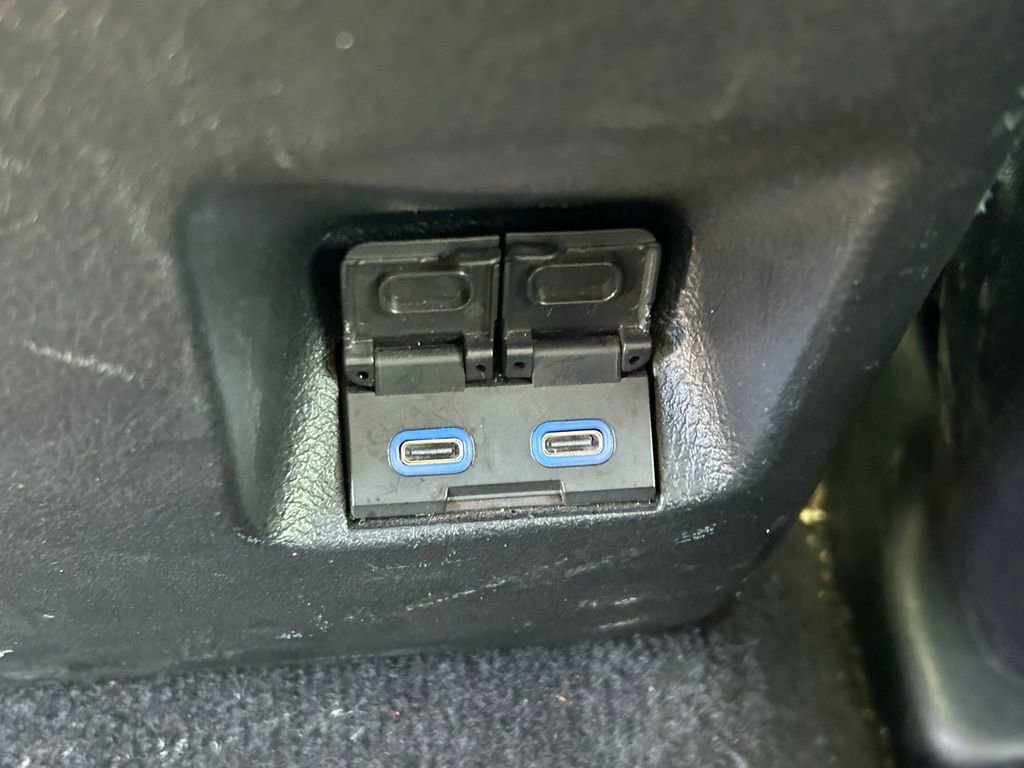 Used 2023 Toyota 4Runner Limited image 22