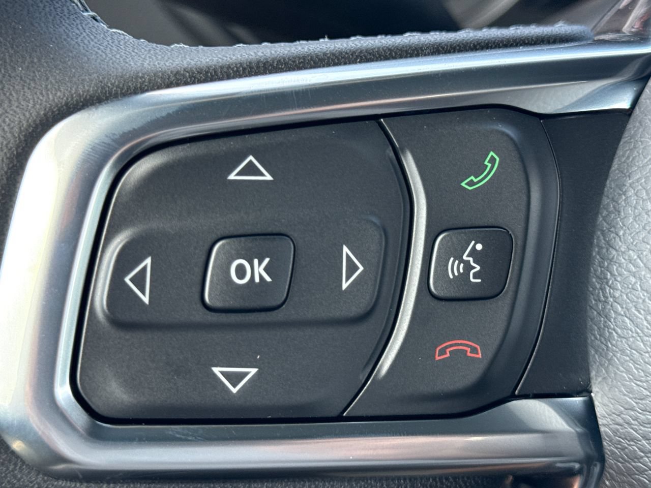 New 2027 Jeep Wrangler Unlimited Sahara AWD/4WD image 24