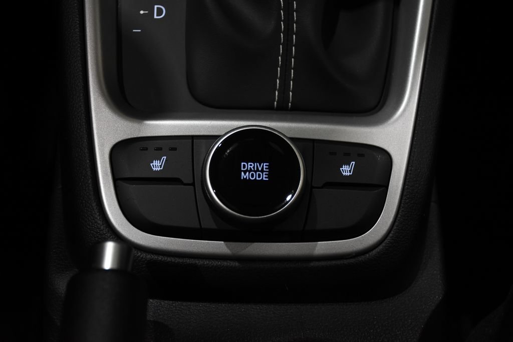 New 2026 Hyundai Venue SEL FWD image 28