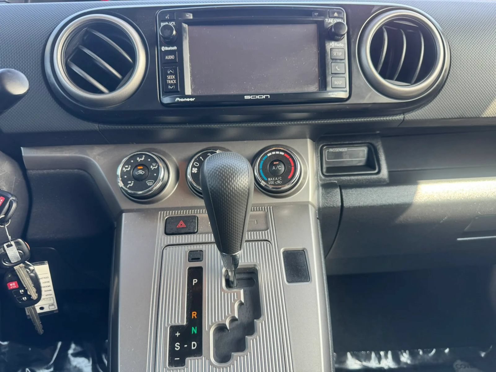 Used 2014 Scion xB FWD image 28