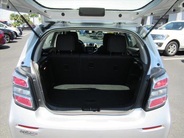 Used 2017 Chevrolet Sonic LT w/ Fun and Sun Package FWD image 30