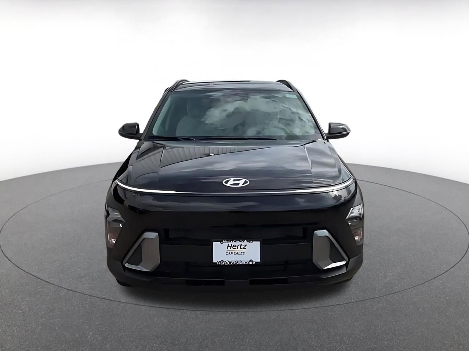 Used 2025 Hyundai Kona SEL image 3