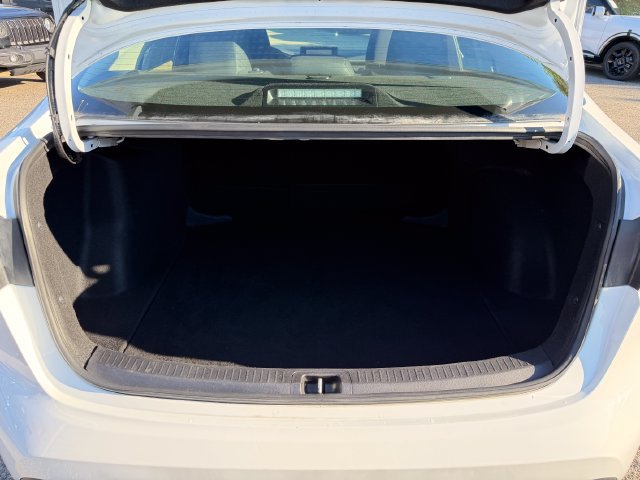 Used 2025 Toyota Corolla LE FWD image 29