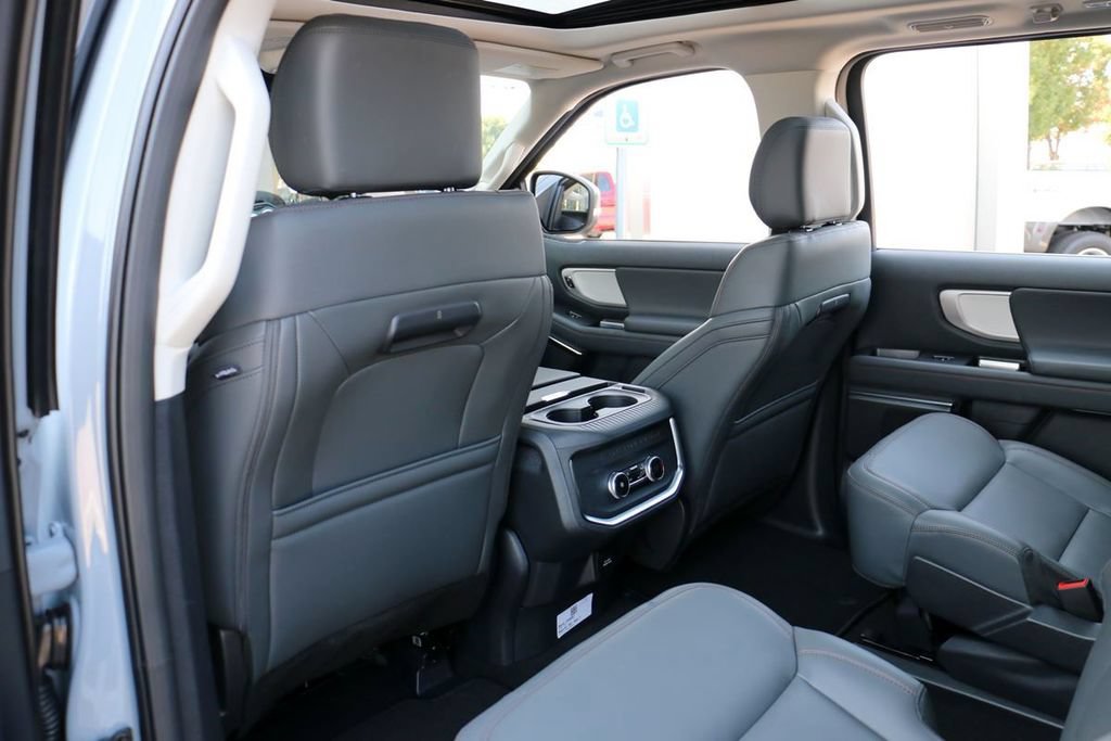 New 2025 Ford Expedition Active AWD/4WD image 21