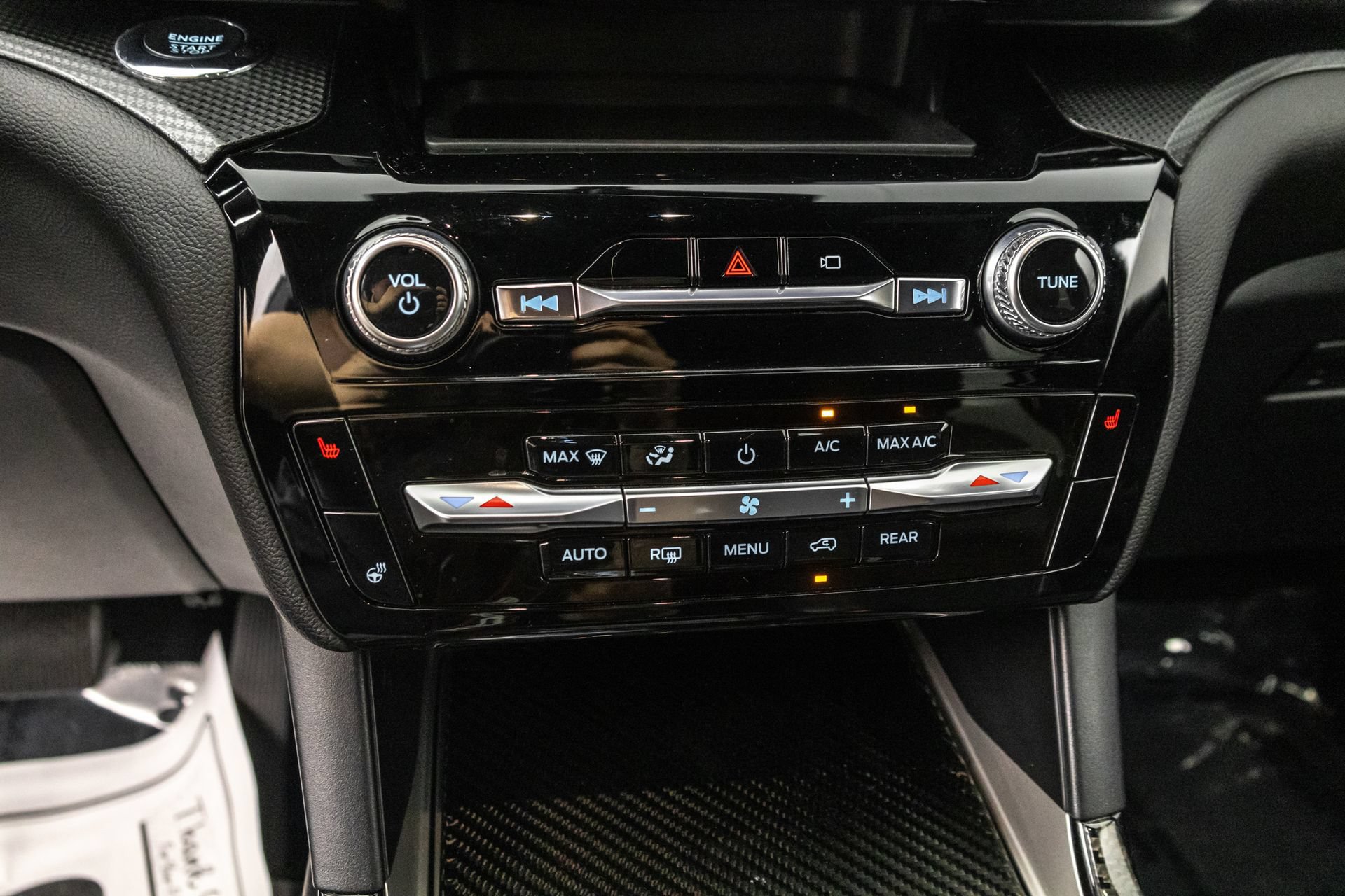 Used 2022 Ford Explorer ST-Line AWD/4WD image 27