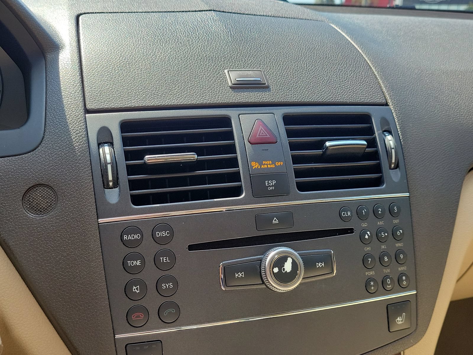 Used 2010 Mercedes-Benz C 300 Sedan image 25