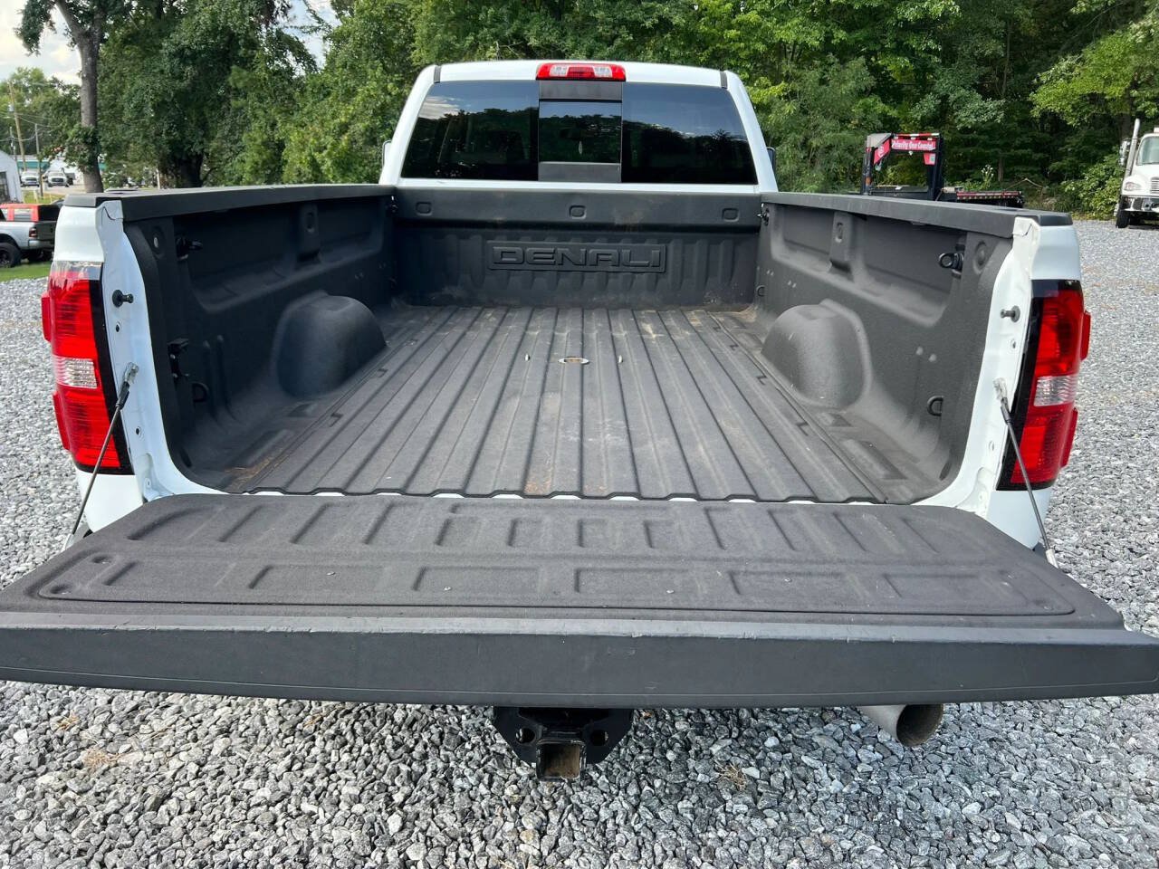 Used 2015 GMC Sierra 3500 Denali w/ Duramax Plus Package AWD/4WD image 7